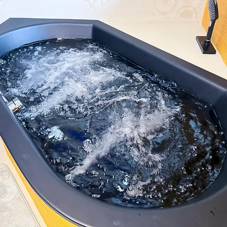 Luxus-penthouse Mit Weitblick Ueber *