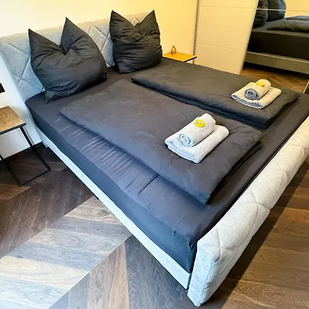 Luxus-penthouse Mit Weitblick Ueber Apartment