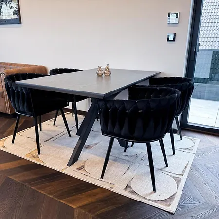 Luxus-penthouse Mit Weitblick Ueber