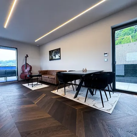 Apartment Luxus-penthouse Mit Weitblick Ueber Graz