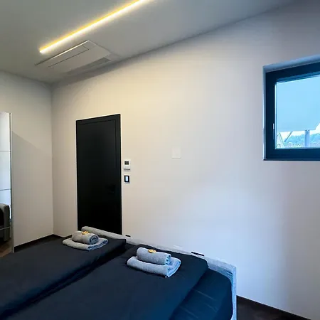 Luxus-penthouse Mit Weitblick Ueber *