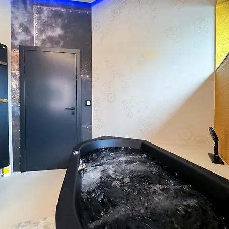 Luxus-penthouse Mit Weitblick Ueber