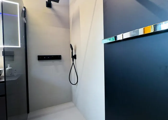 Luxus-penthouse Mit Weitblick über *