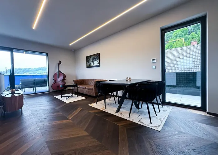 Апартаменты Luxus-penthouse Mit Weitblick Ueber Грац