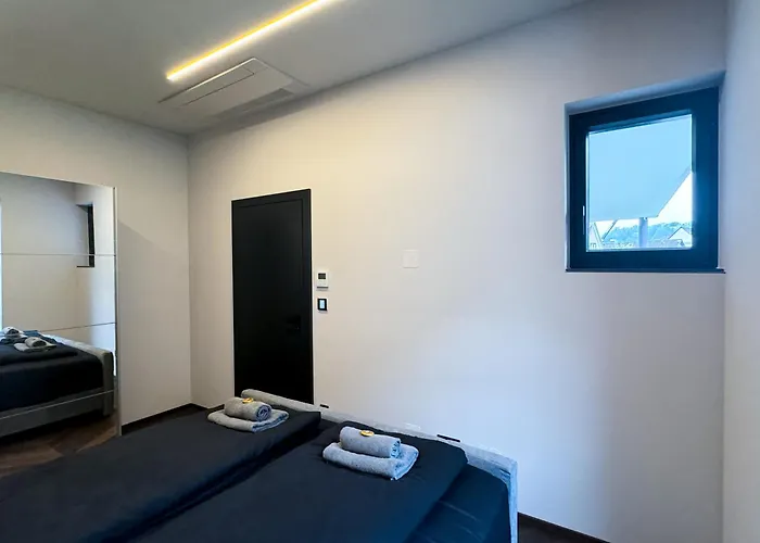 Luxus-penthouse Mit Weitblick über *